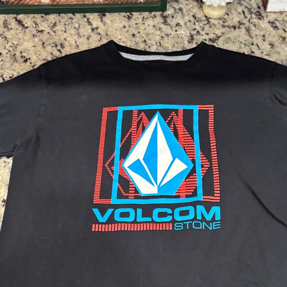 Volcom boys youth shirt